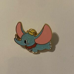 Disney Loungefly mystery pin blind box glitter DUMBO flying Pin (OPENED)